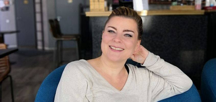 siirtää palvelut verkkoon